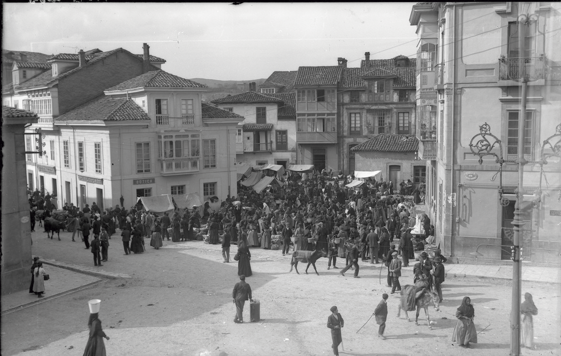 La plaza Les Campes en 1915.