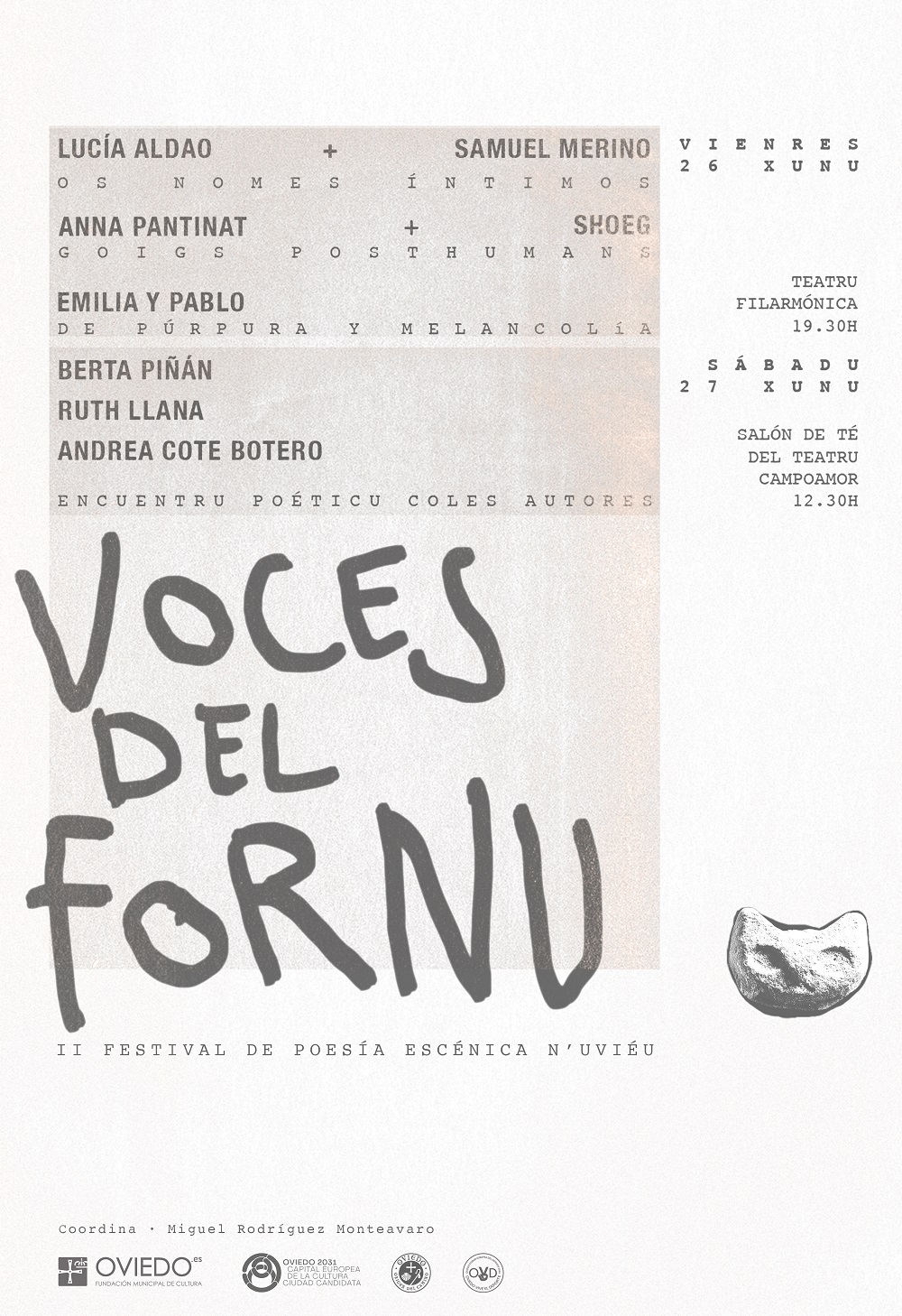 Recital de poesía escénica en el Teatro Filarmónica de Oviedo durante Voces del Fornu